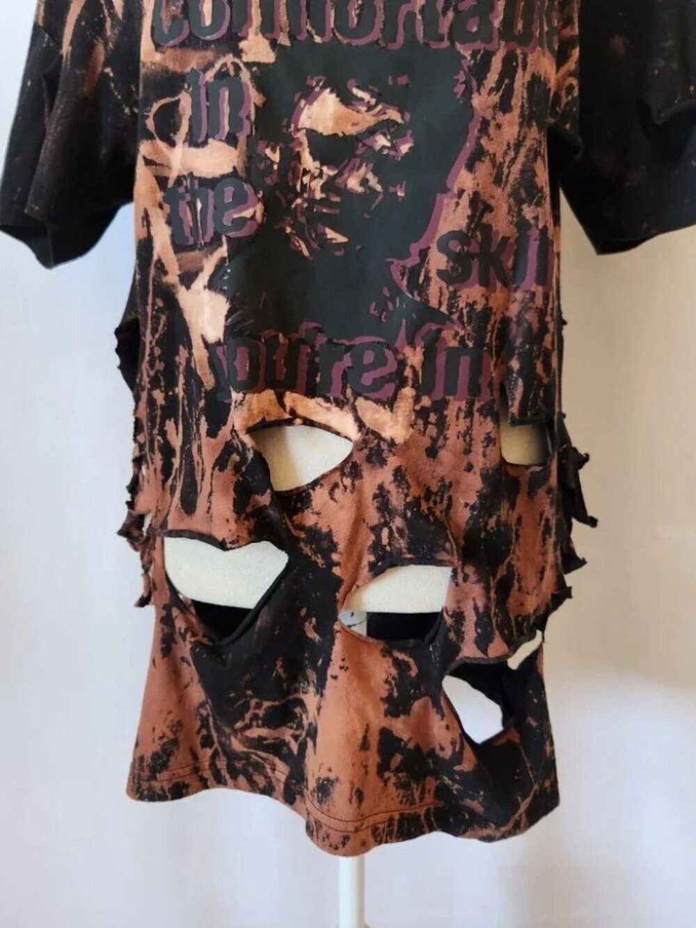 Next Level Apparel Women's Size Medium Be Comfortable In The Skin You're In Tee - Picture 4 of 13